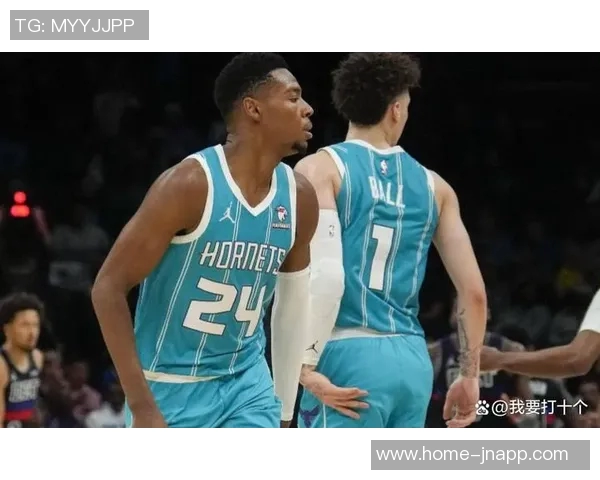 三球与黄蜂签下5年26亿合同未来3年仍有超13亿待兑现 三球与黄蜂签下5年26亿合同未来3年仍有超13亿待兑现