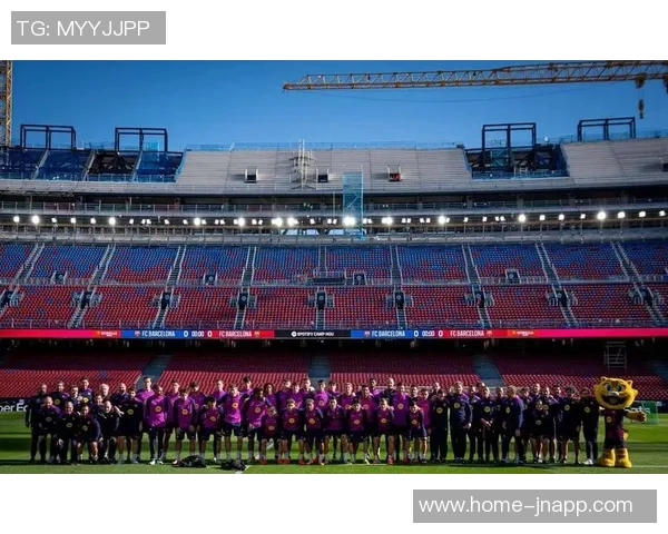 霍安加西亚期待梅西重返巴萨诺坎普的惊喜时刻