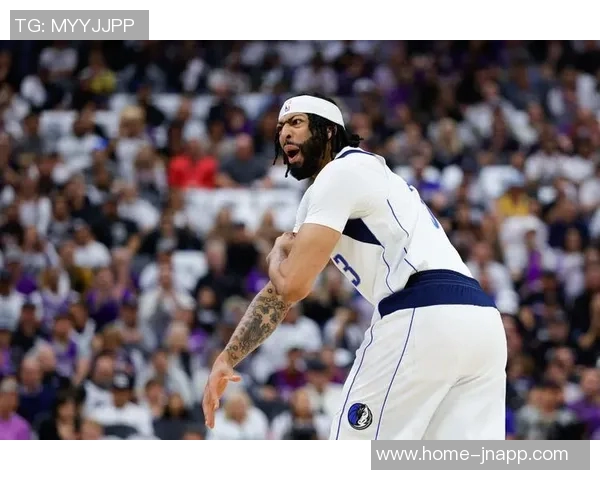 高低对比新赛季数据解析:弗拉格与浓眉的精彩表现一览 高低对比新赛季数据解析:弗拉格与浓眉的精彩表现一览